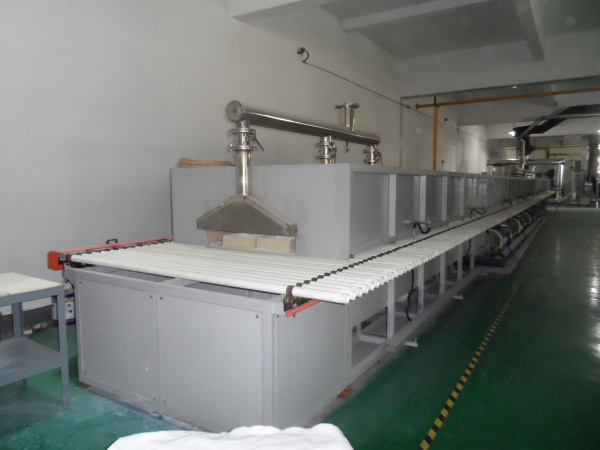 產(chǎn)品用途：工業(yè)粉體燃氣輥道窯，規(guī)格：0.84×29.92米燃氣加熱